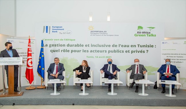 Qual é o papel dos setores público e privado na gestão sustentável e inclusiva?