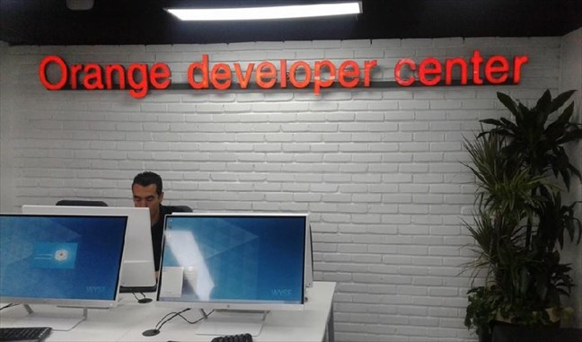 Code De Connection Internet Gratuit 2020 Orange Orange Developer Center : La nouvelle '' école du code '' pour répondre